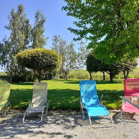 Chez Christine Bed and Breakfast Noyal-Pontivy Εξωτερικό φωτογραφία